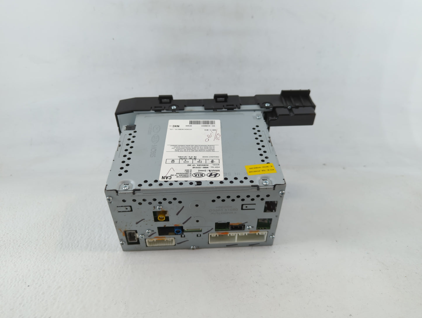 2015-2015 Hyundai Sonata Information Display Screen - Oemusedautoparts1.com