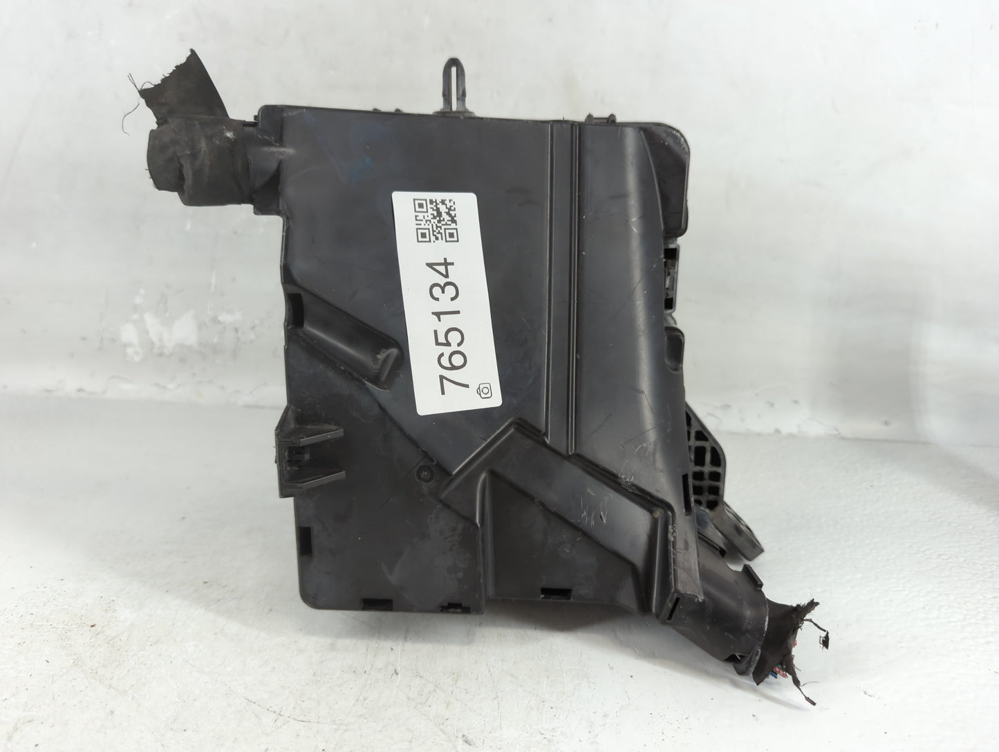 2015 Hyundai Sonata Fusebox Fuse Box Panel Relay Module P/N:6423-0102-7-000 Fits OEM Used Auto Parts - Oemusedautoparts1.com