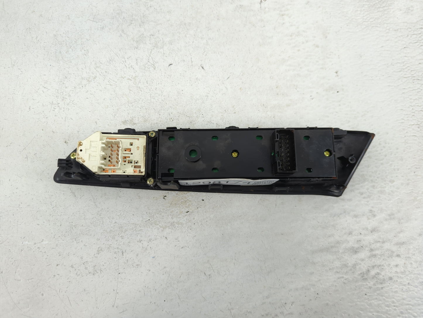2010-2016 Hyundai Tucson Master Power Window Switch Replacement Driver Side Left P/N:93570-2S1009P Fits OEM Used Auto Parts