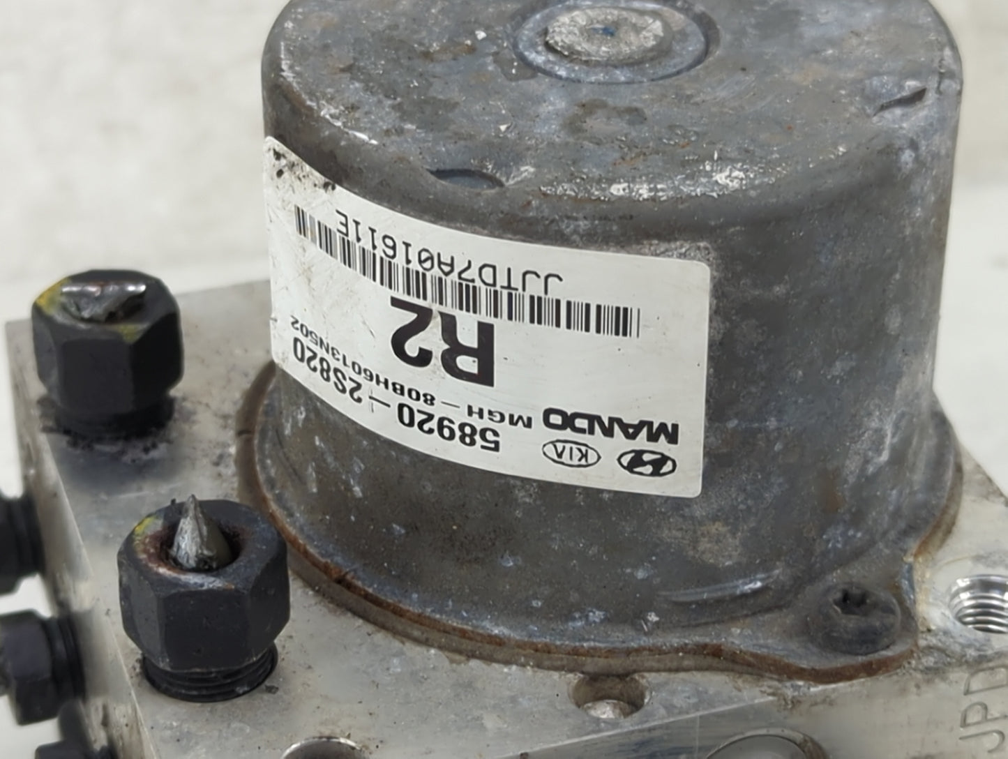 2014-2015 Hyundai Tucson ABS Pump Control Module Replacement P/N:58920-SS820 Fits Fits 2014 2015 OEM Used Auto Parts - Oemus