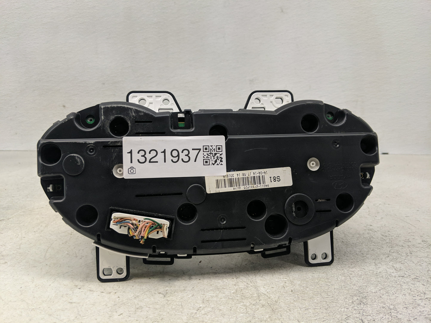 2015 Hyundai Veloster Instrument Cluster Speedometer Gauges P/N:94011-2V331PD5 Fits OEM Used Auto Parts - Oemusedautoparts1.