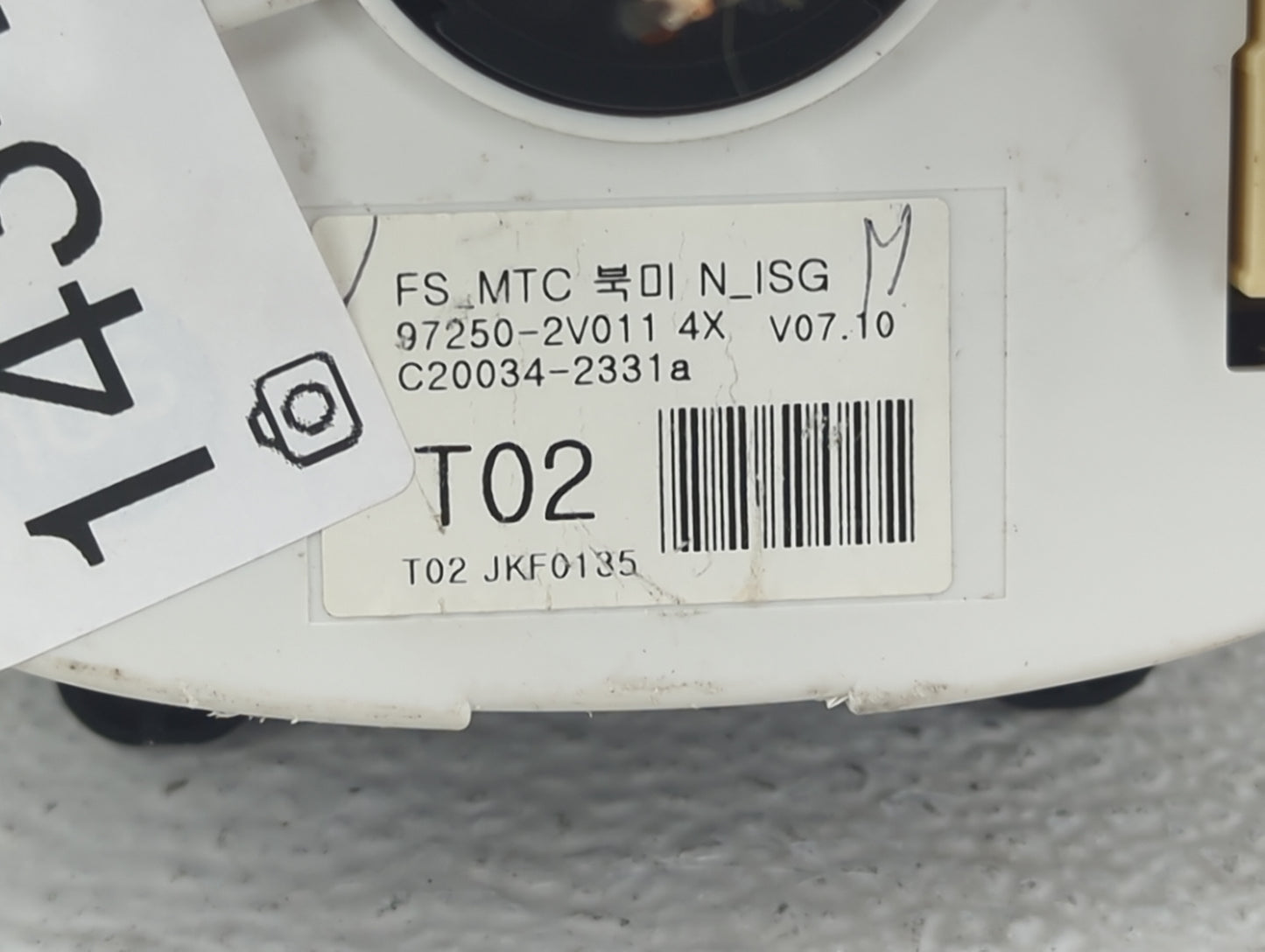 2012-2017 Hyundai Veloster Climate Control Module Temperature AC/Heater Replacement P/N:97250-2V011 Fits OEM Used Auto Parts