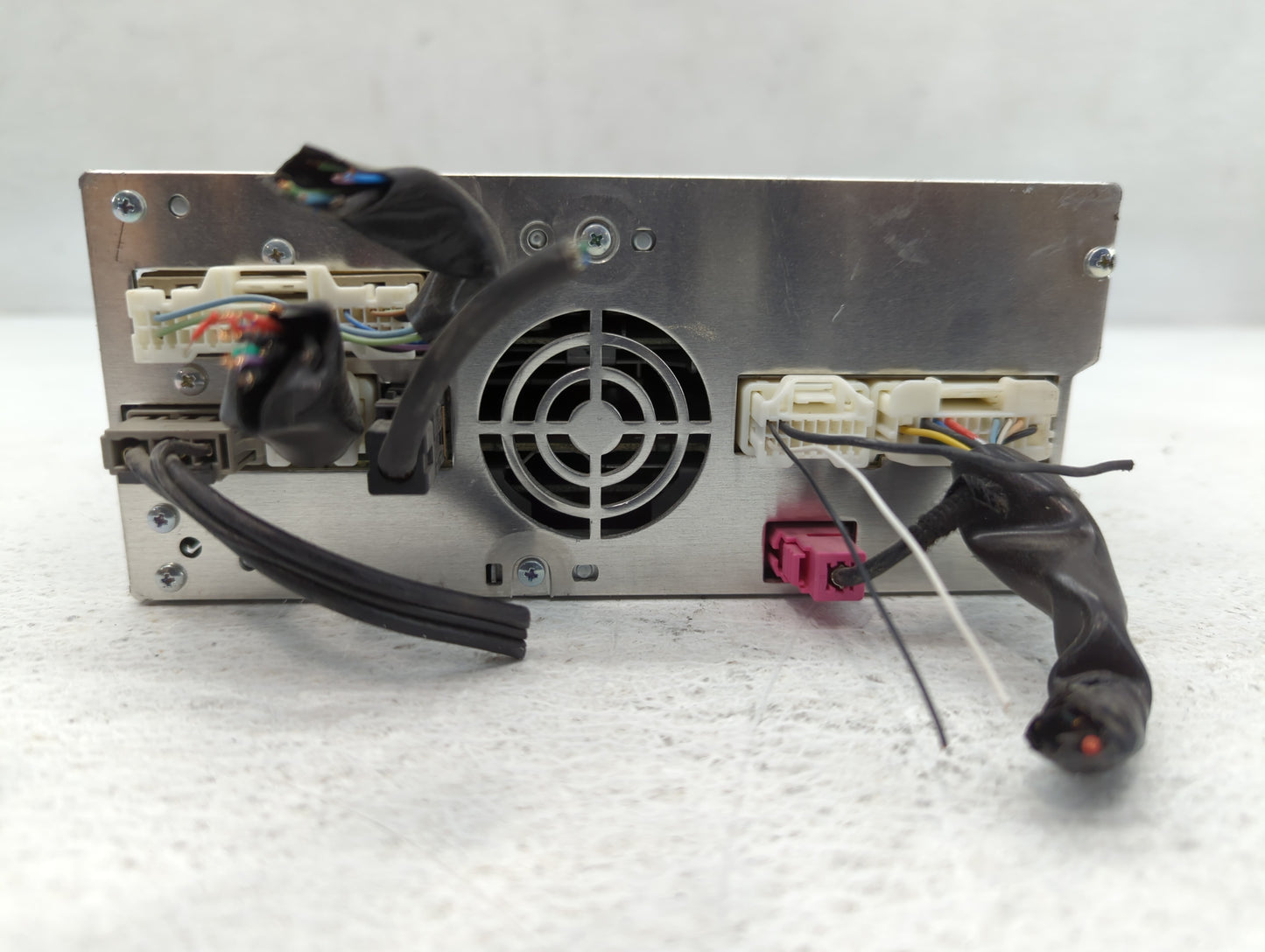 2015-2019 Infiniti Q50 Am Fm Cd Player Radio Receiver - Oemusedautoparts1.com