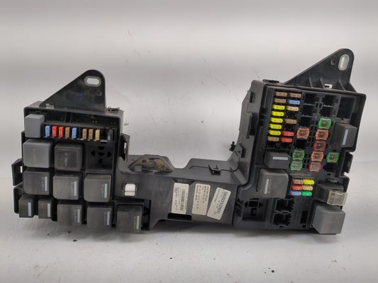 2014-2015 Jaguar Xf Fusebox Fuse Box Panel Relay Module P/N:FX2314290CFC Fits Fits 2014 2015 OEM Used Auto Parts