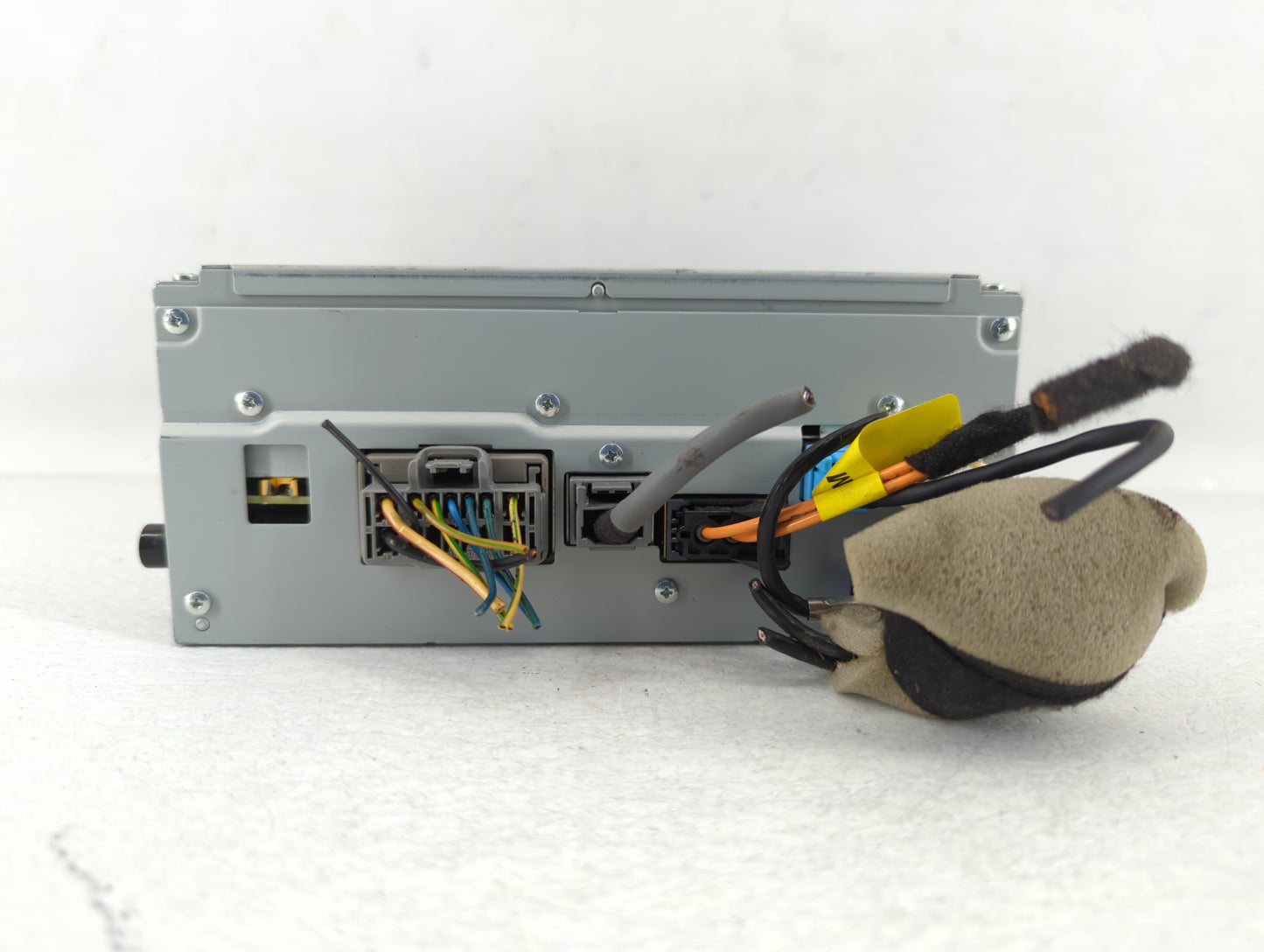 2014-2015 Jaguar Xf Am Fm Cd Player Radio Receiver - Oemusedautoparts1.com