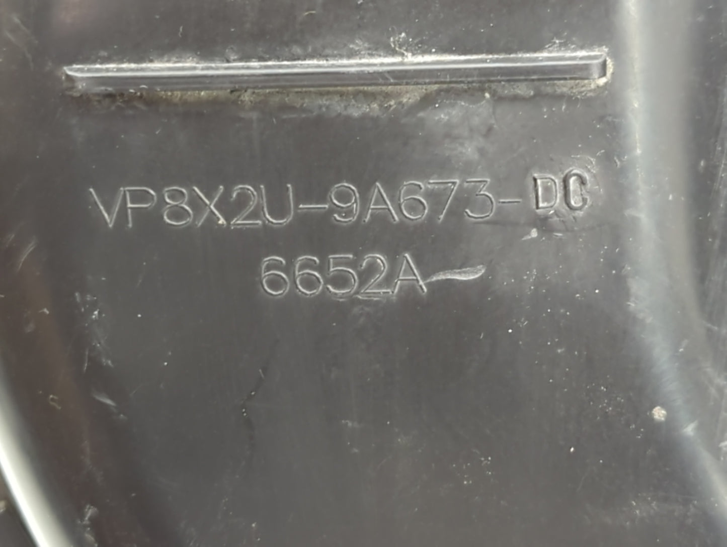 2013-2019 Jaguar Xj Air Cleaner Intake-duct Hose Tube - Oemusedautoparts1.com