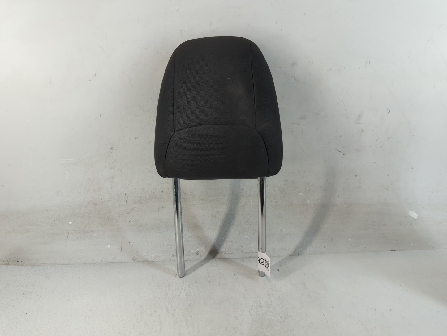 2015-2022 Jeep Cherokee Headrest Head Rest Front Driver Passenger Seat Fits Fits 2015 2016 2017 2018 2019 2020 2021 2022 OEM