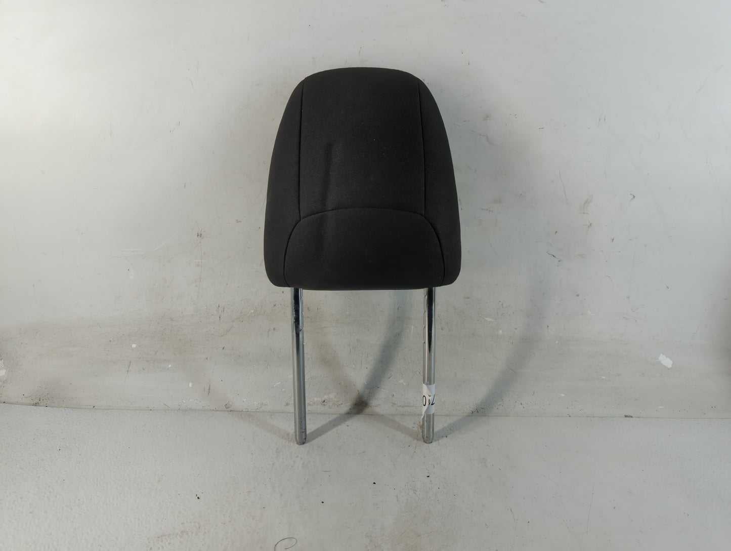 2015-2022 Jeep Cherokee Headrest Head Rest Front Driver Passenger Seat Fits Fits 2015 2016 2017 2018 2019 2020 2021 2022 OEM