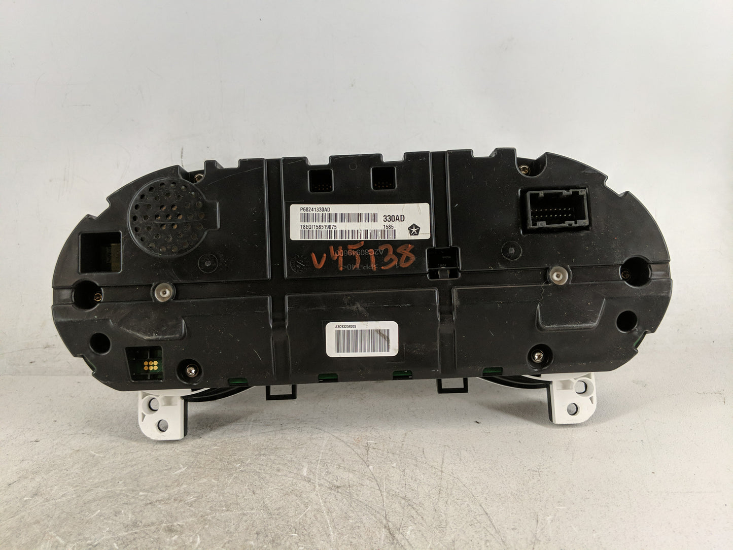 2015 Jeep Cherokee Instrument Cluster Speedometer Gauges P/N:P68241330AD Fits OEM Used Auto Parts - Oemusedautoparts1.com