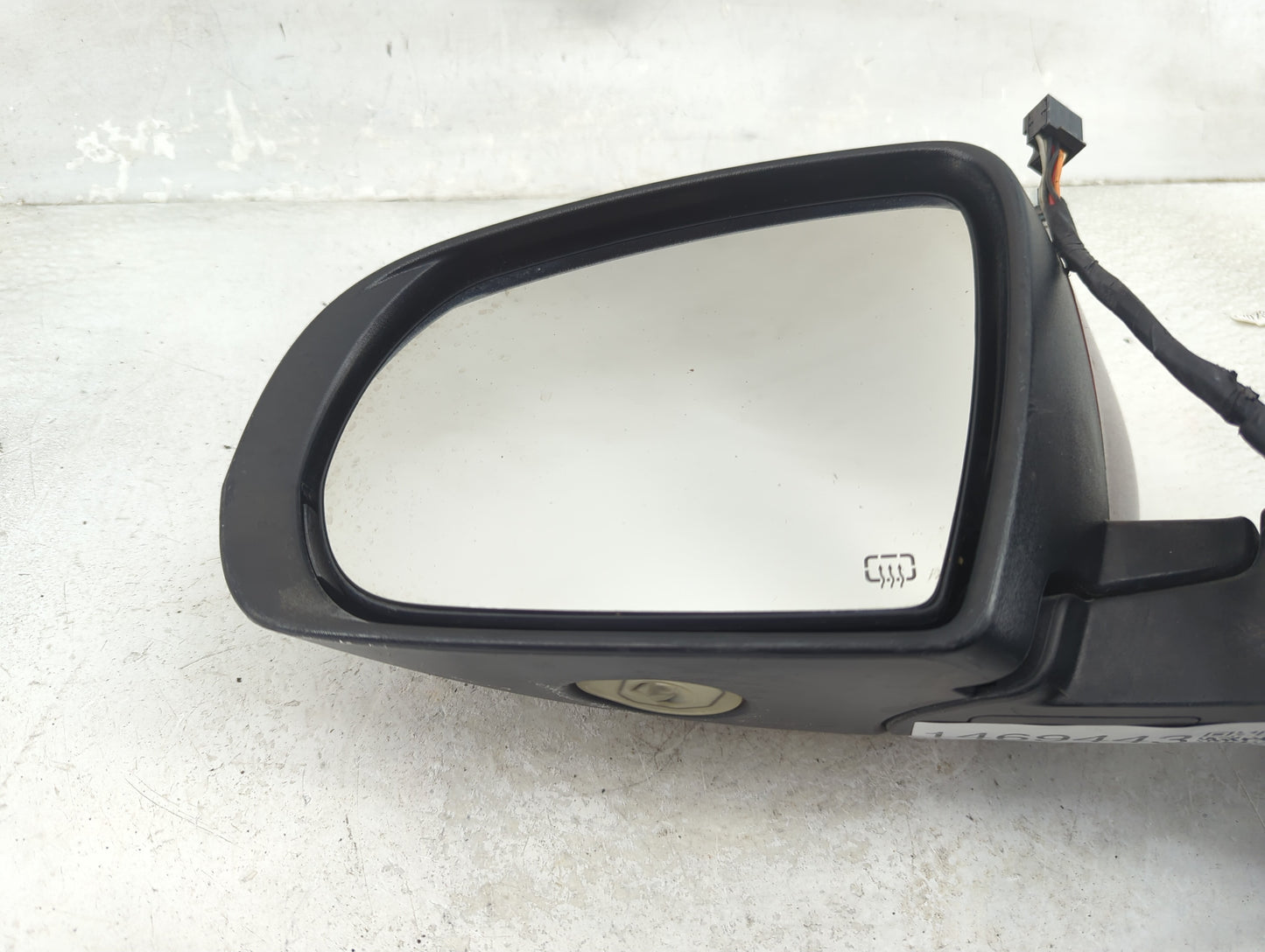 2014-2021 Jeep Cherokee Driver Side View Mirror - Left Door Mirror OEM Used - Oemusedautoparts1.com