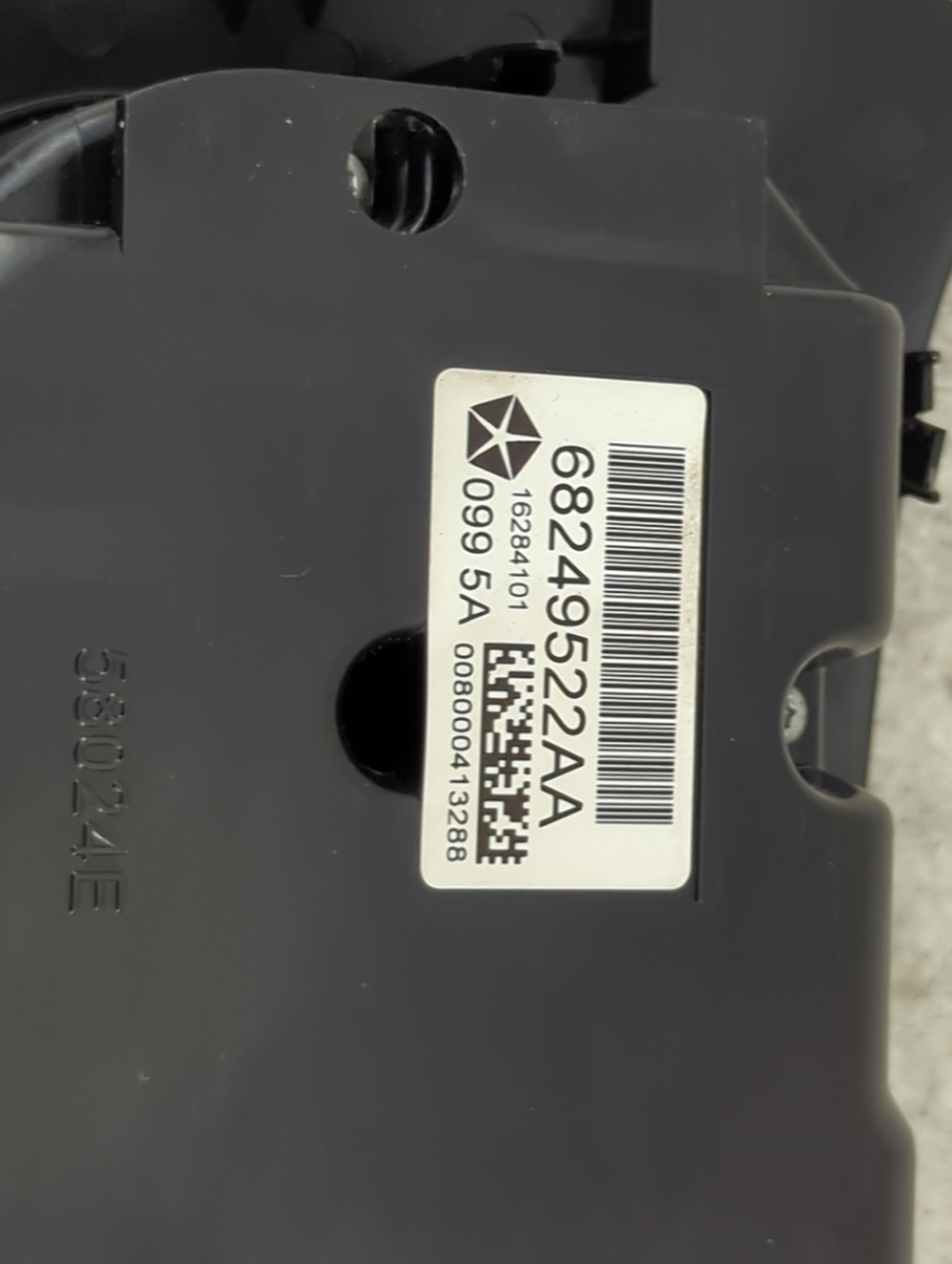 2015-2018 Jeep Cherokee Climate Control Module Temperature AC/Heater Replacement P/N:68249522AA Fits Fits 2015 2016 2017 201