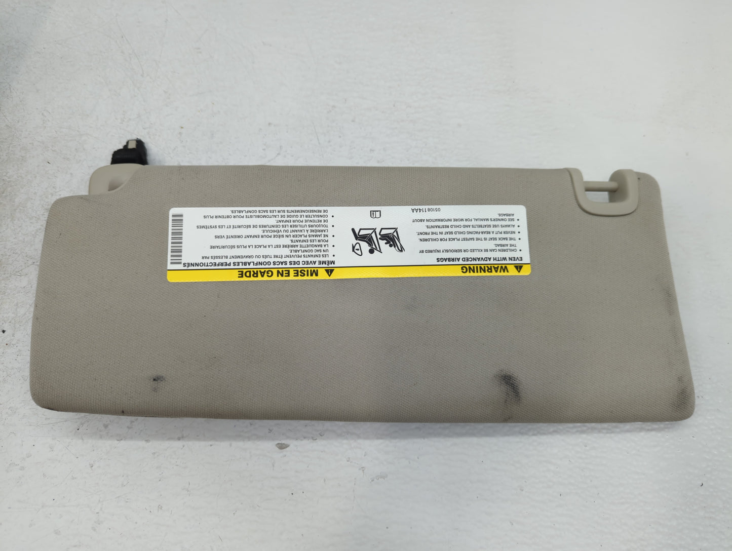 2014-2018 Jeep Cherokee Sun Visor Shade Replacement Passenger Right Mirror Fits Fits 2014 2015 2016 2017 2018 OEM Used Auto