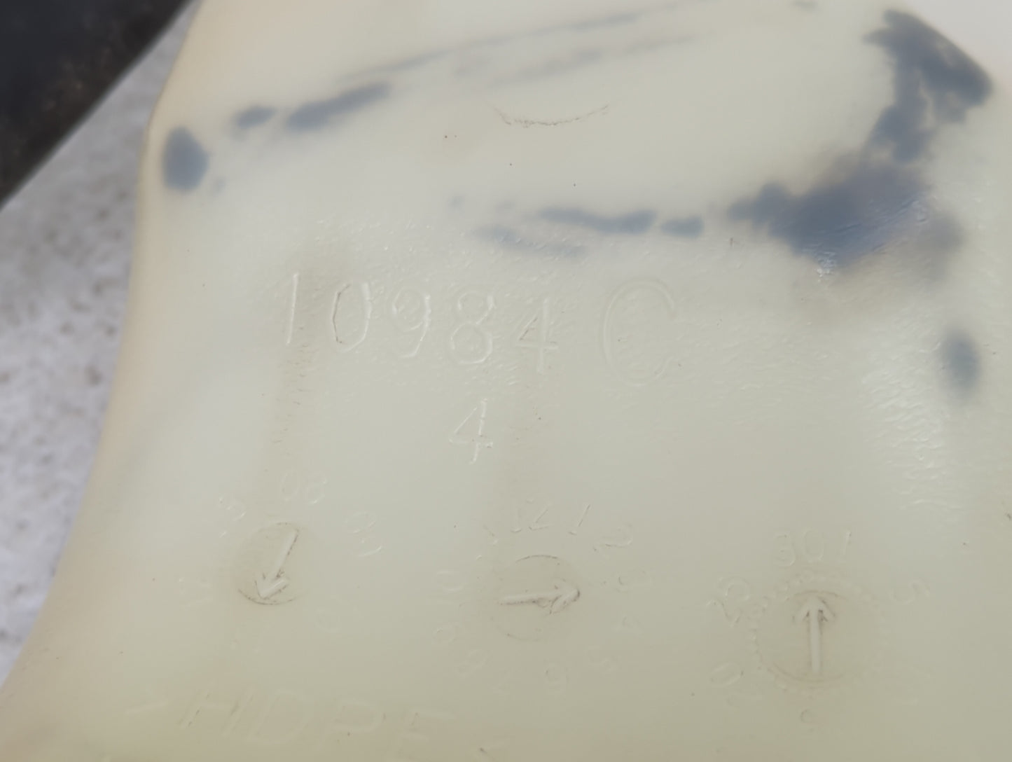 2011 Jeep Grand Cherokee Radiator Coolant Overflow Expansion Tank Bottle 1409484 - Oemusedautoparts1.com