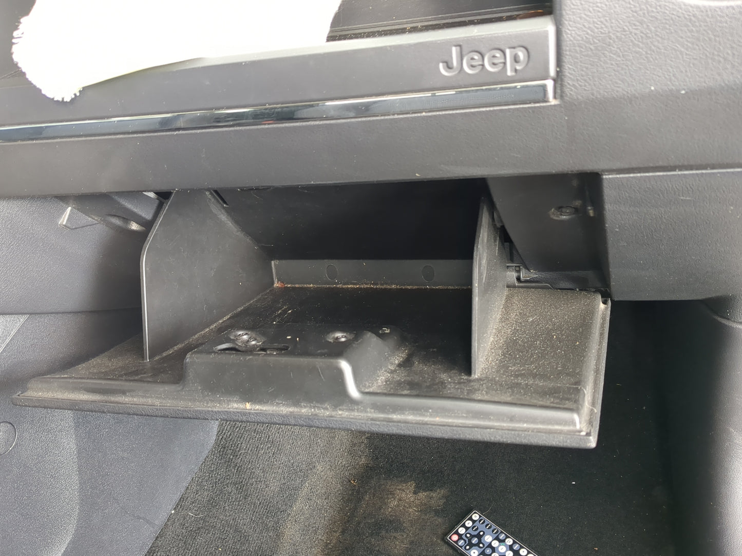 2015 Jeep Patriot Passenger Glove Box Door Storage Compartment - Oemusedautoparts1.com