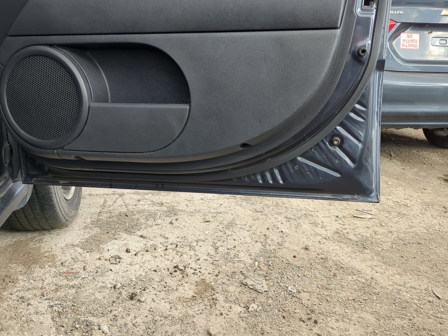2011-2017 Jeep Patriot Passenger Front Door Oem - Oemusedautoparts1.com