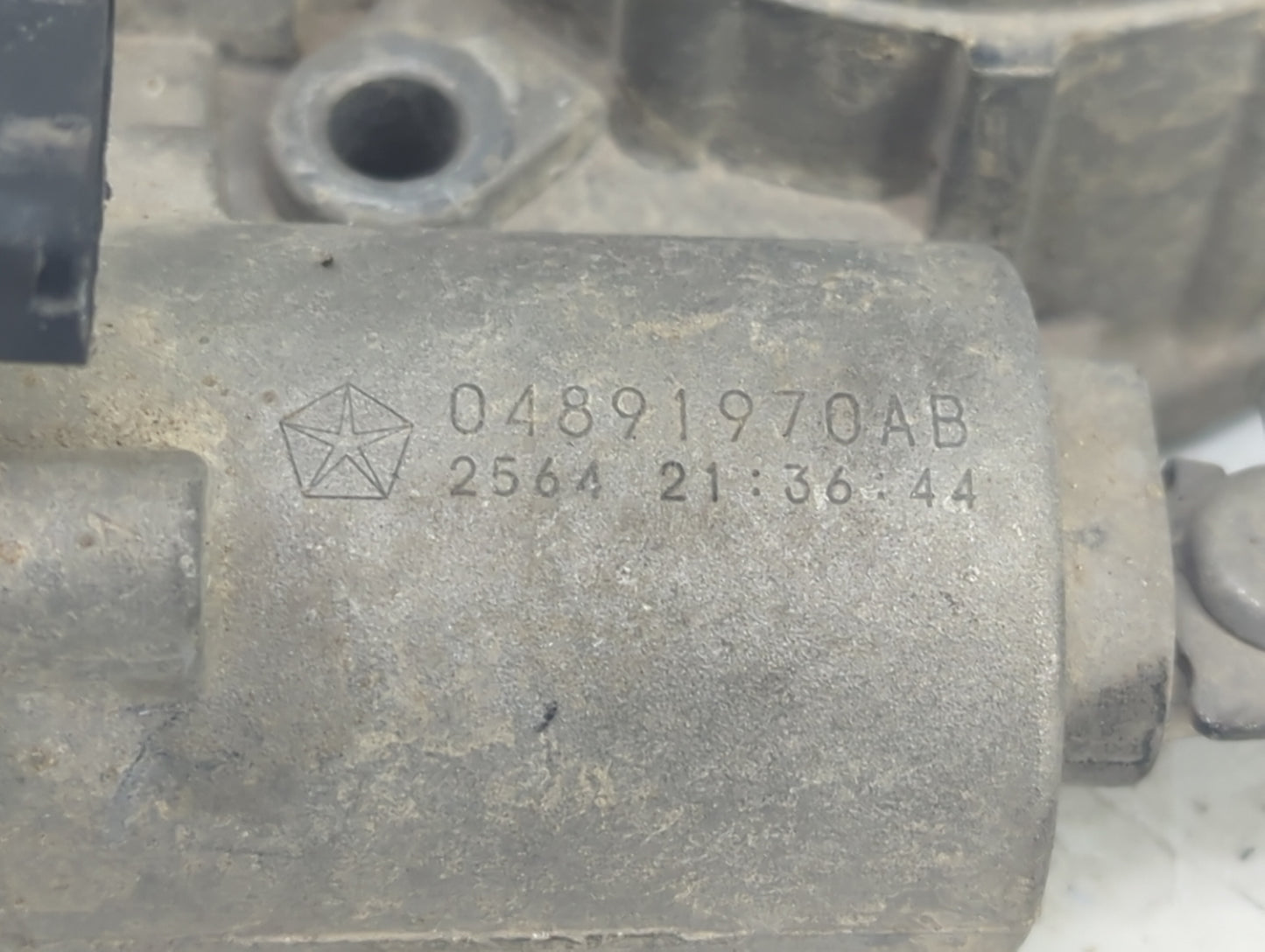 2015-2021 Jeep Renegade Throttle Body P/N:04891970AB Fits Fits 2014 2015 2016 2017 2018 2019 2020 2021 2022 OEM Used Auto Pa