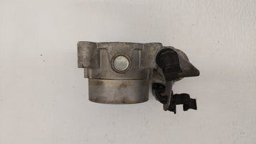2015-2018 Jeep Renegade Throttle Body P/N:04891970AC 04891970AB Fits Fits 2014 2015 2016 2017 2018 OEM Used Auto Parts