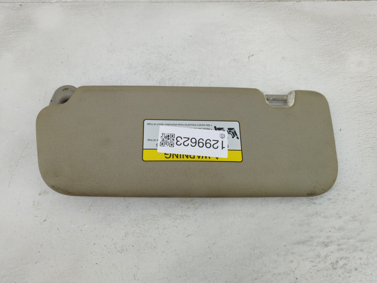 2014-2016 Kia Forte Sun Visor Shade Replacement Passenger Right Mirror Fits Fits 2014 2015 2016 OEM Used Auto Parts - Oemuse
