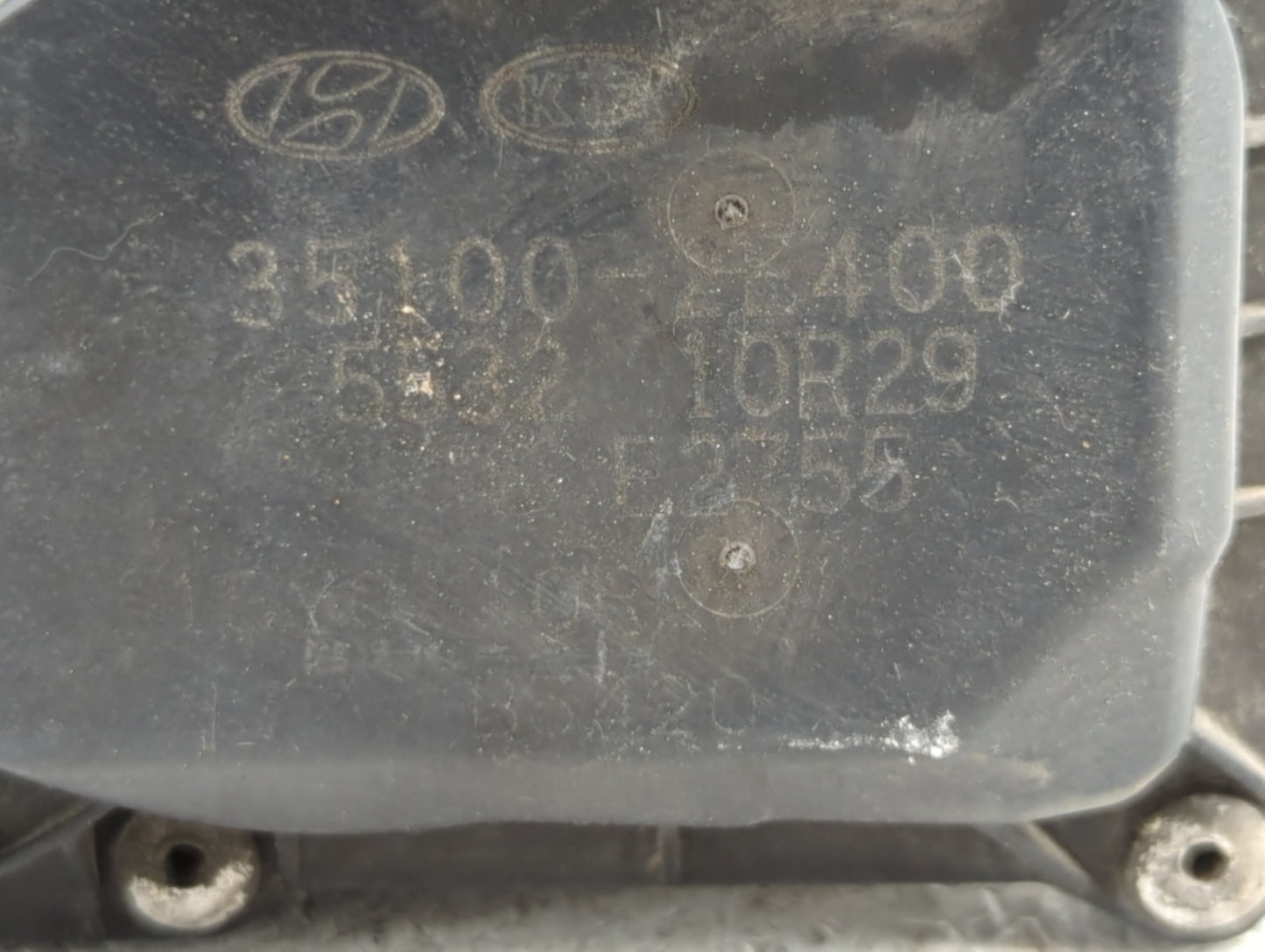 2014-2016 Kia Forte Throttle Body P/N:35100-2E400 35100-2E000 Fits Fits 2012 2013 2014 2015 2016 2018 2019 OEM Used Auto Par