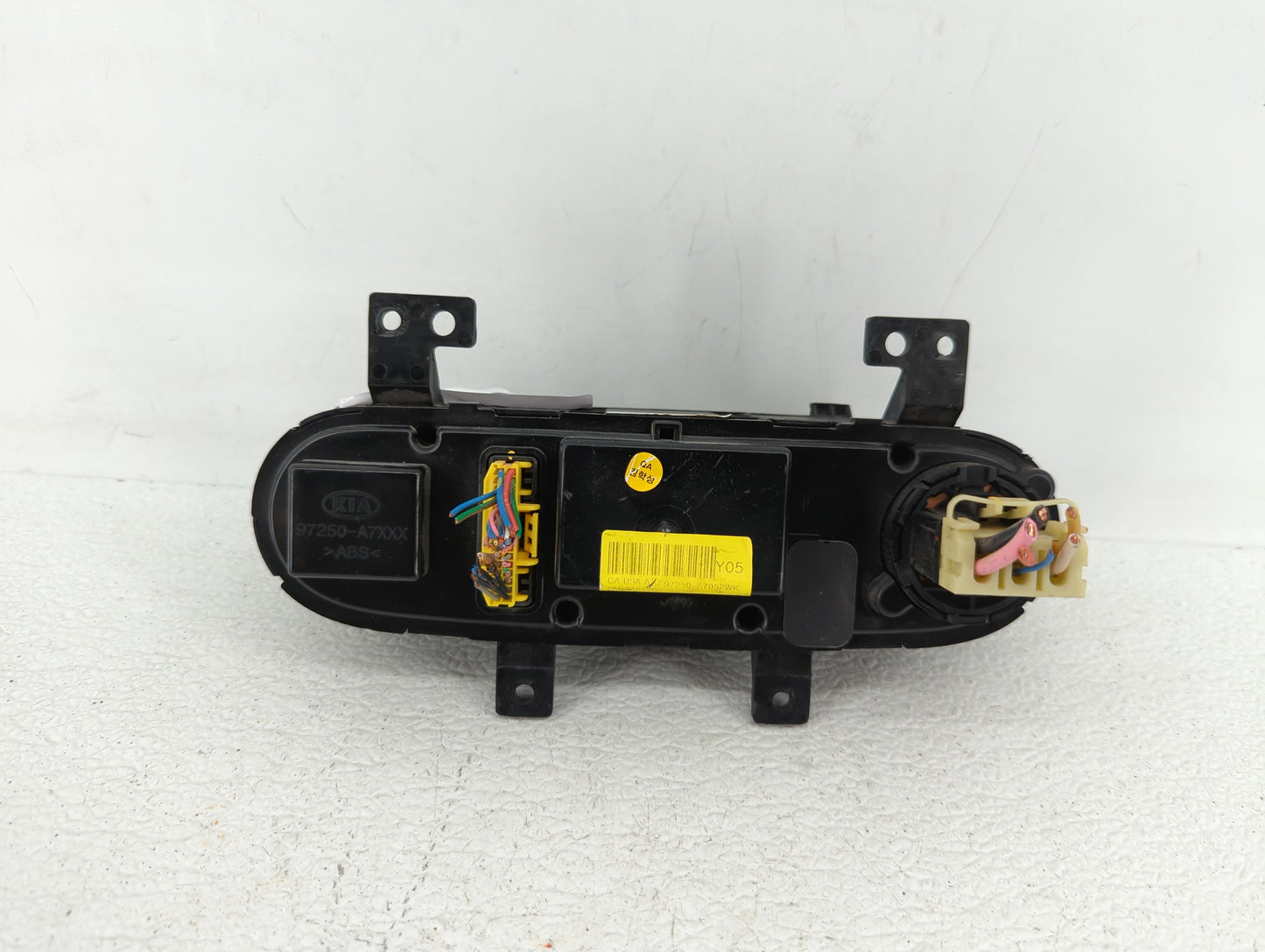 2014-2016 Kia Forte Climate Control Module Temperature AC/Heater Replacement P/N:97250-A7XXX 97250-A7050WK Fits OEM Used Aut
