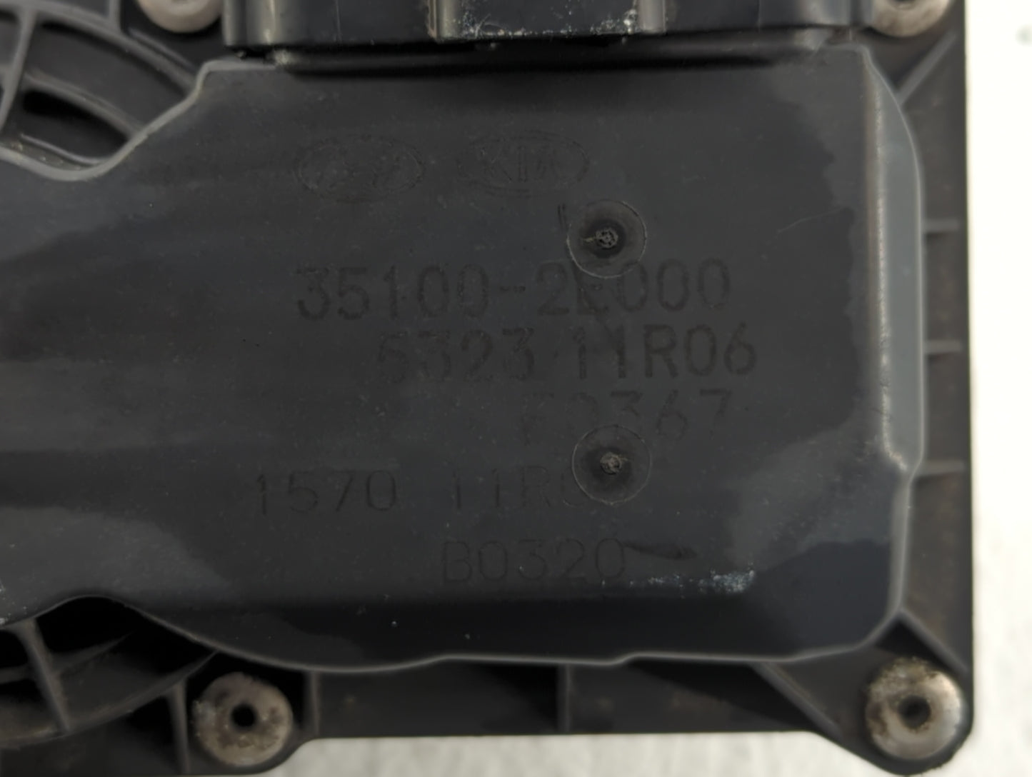 2014-2018 Kia Forte Throttle Body P/N:35100-2E000 Fits Fits 2011 2012 2013 2014 2015 2016 2017 2018 2019 2020 2021 OEM Used