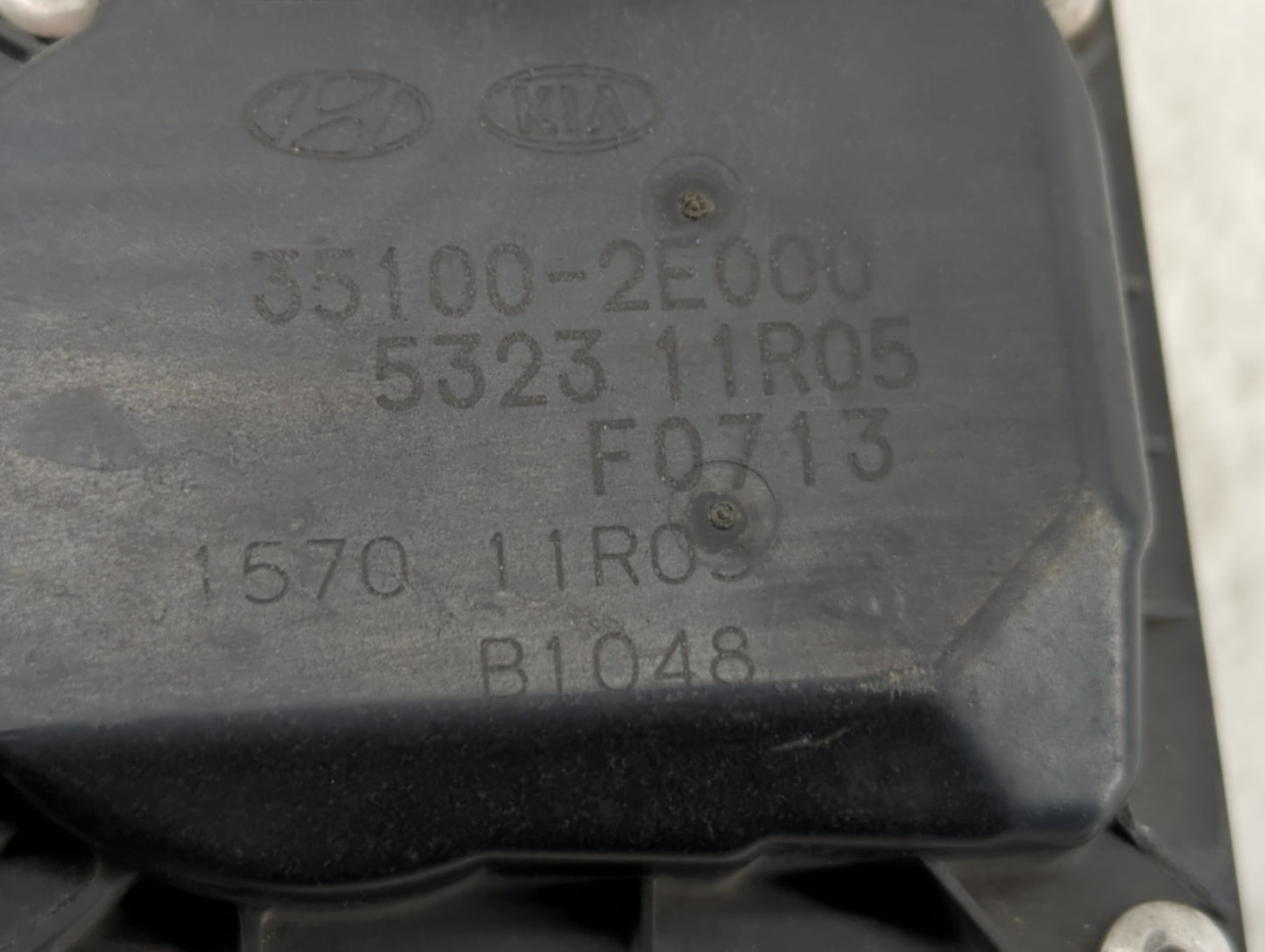 2014-2018 Kia Forte Throttle Body P/N:35100-2E000 Fits Fits 2011 2012 2013 2014 2015 2016 2017 2018 2019 2020 2021 OEM Used