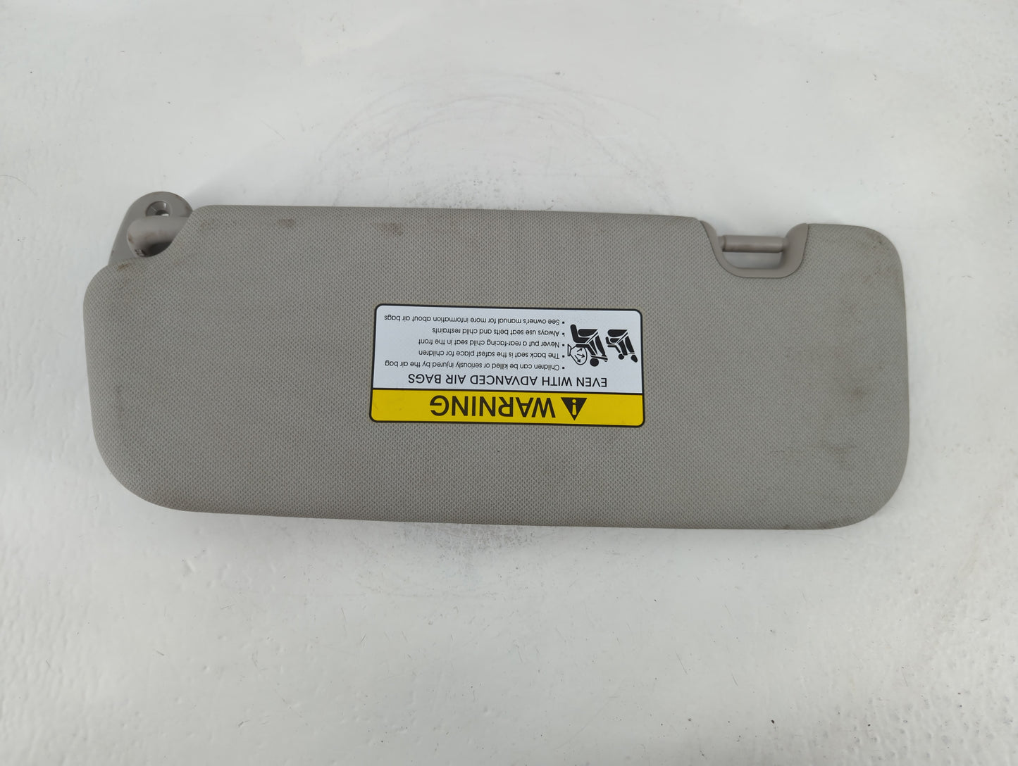 2014-2016 Kia Forte Sun Visor Shade Replacement Passenger Right Mirror Fits Fits 2014 2015 2016 OEM Used Auto Parts - Oemuse