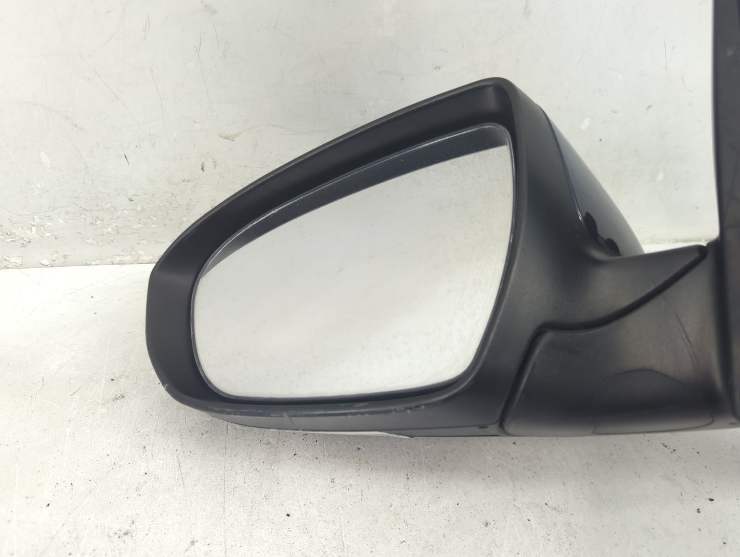 2014-2015 Kia Optima Driver Side View Mirror - Left Door Mirror OEM Used - Oemusedautoparts1.com