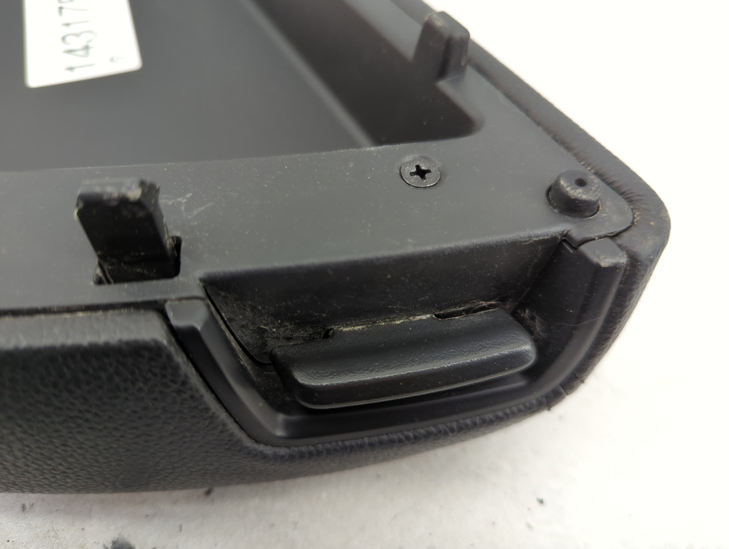 2015 Kia Optima Center Console Armrest Cover Lid Fits OEM Used Auto Parts - Oemusedautoparts1.com