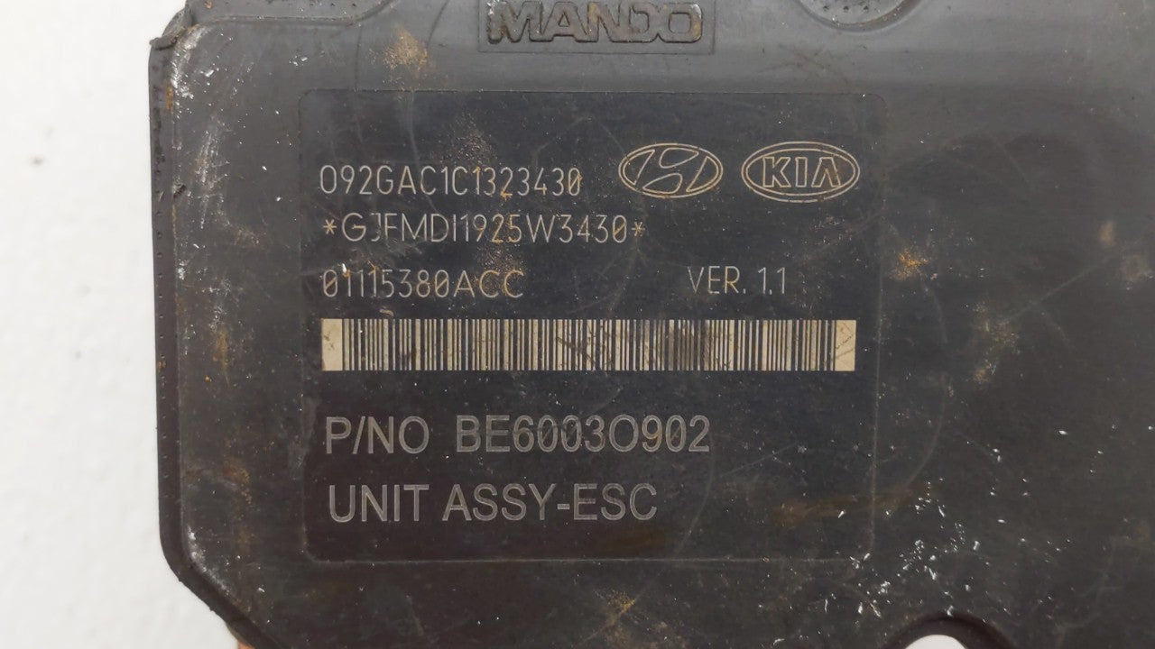 2014-2015 Kia Optima ABS Pump Control Module Replacement P/N:BE6003O902 58920-2T870 Fits Fits 2014 2015 OEM Used Auto Parts