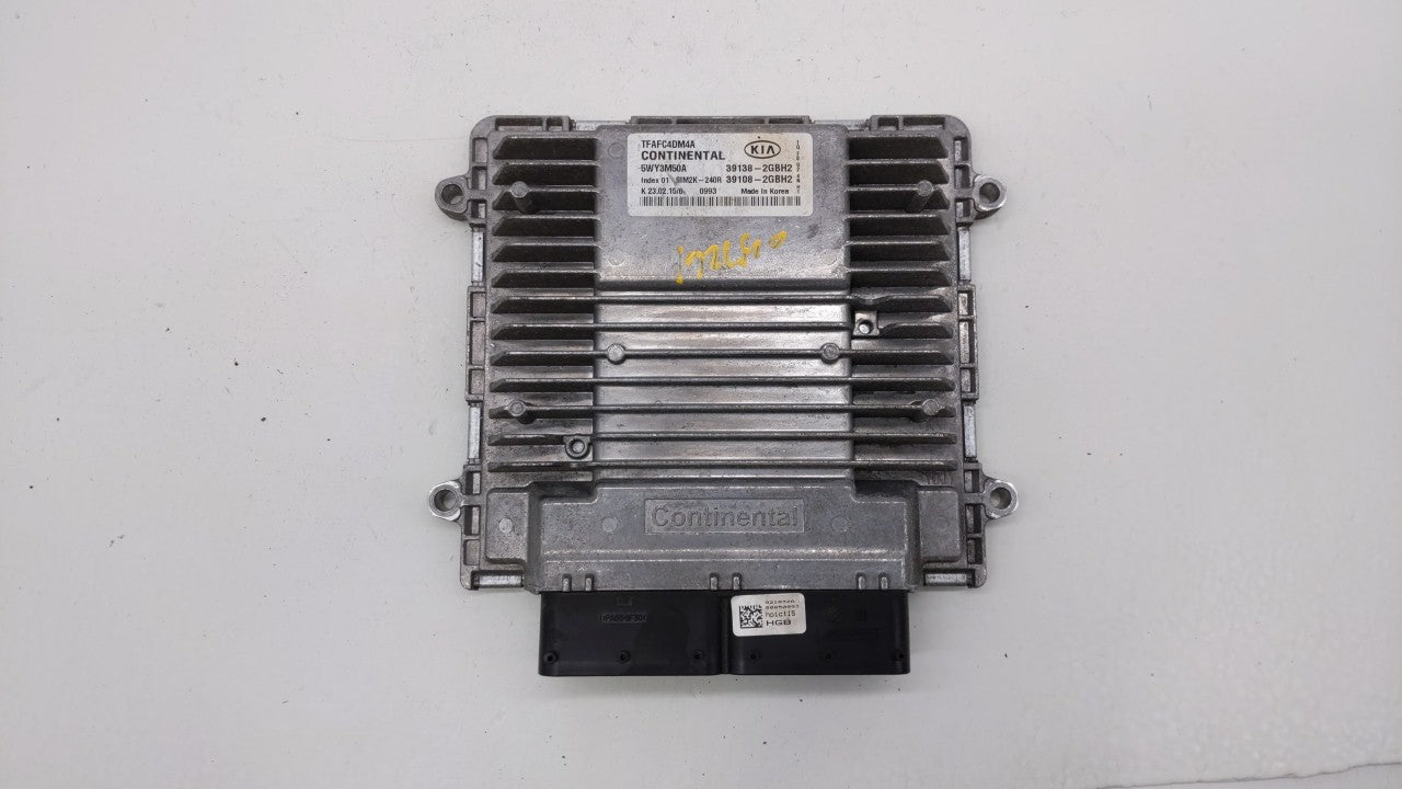 2015 Kia Optima PCM Engine Control Computer ECU ECM PCU OEM P/N:39138-2GBE6 39138-2GBH2 Fits OEM Used Auto Parts - Oemusedau