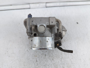 2011-2015 Kia Optima Throttle Body P/N:904501 0001 35100-2G700 Fits Fits 2011 2012 2013 2014 2015 2016 OEM Used Auto Parts