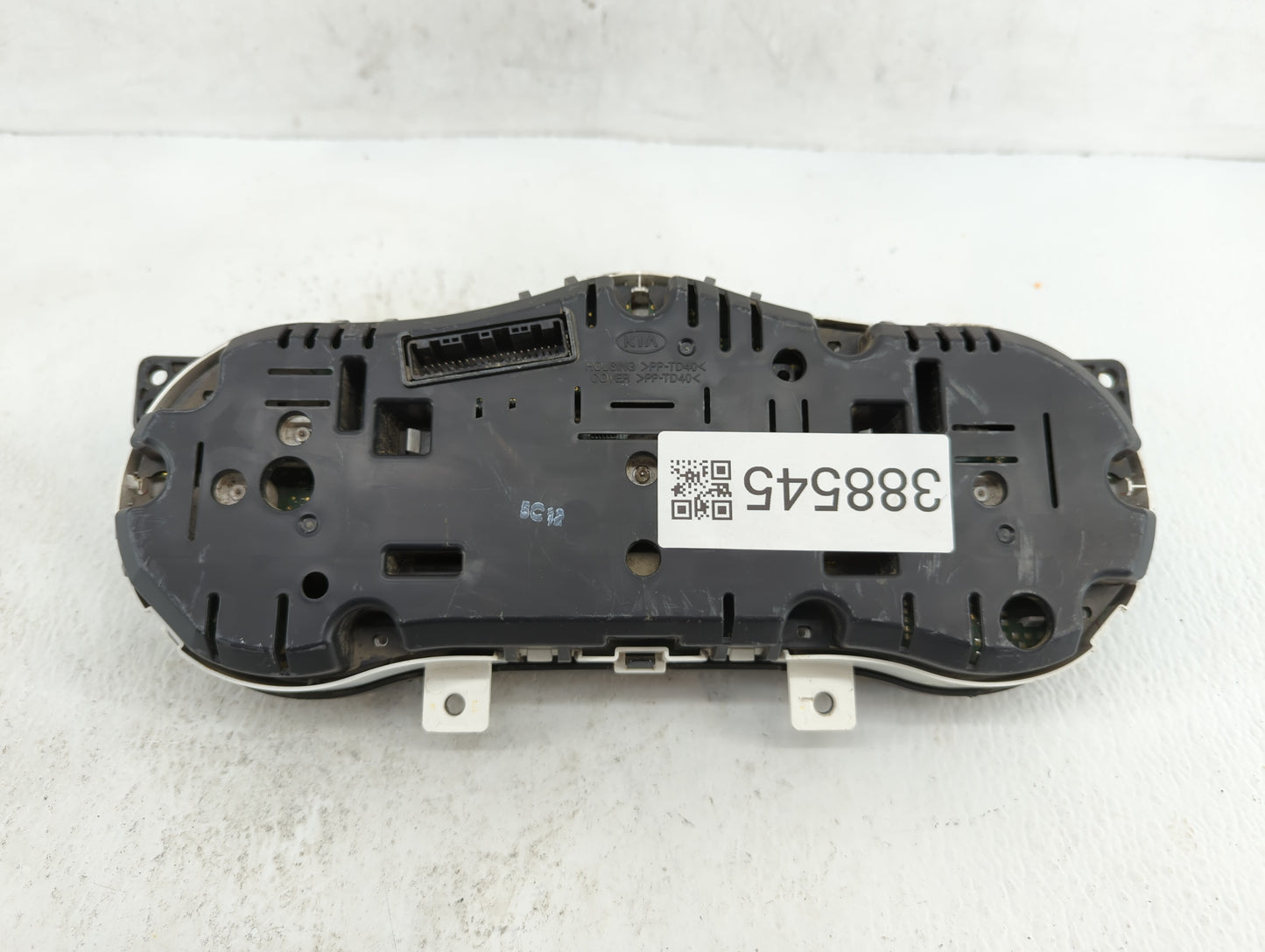 2014-2015 Kia Optima Instrument Cluster Speedometer Gauges P/N:94031-2T270 Fits Fits 2014 2015 OEM Used Auto Parts - Oemused