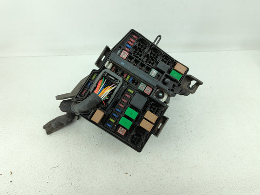 2014-2015 Kia Optima Fusebox Fuse Box Panel Relay Module P/N:91955-2T730 VS912504C860QA Fits Fits 2014 2015 OEM Used Auto Parts