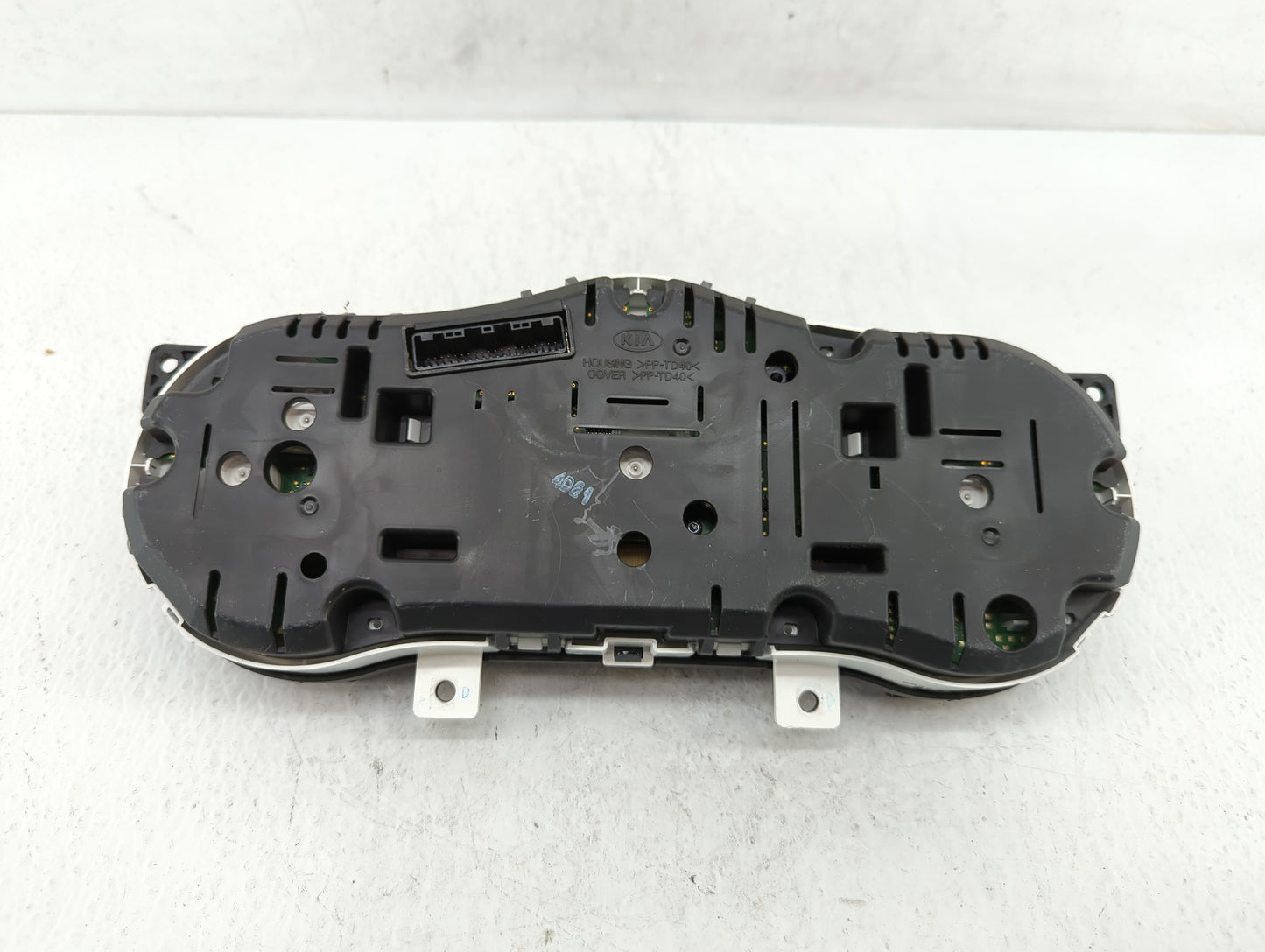 2014-2015 Kia Optima Instrument Cluster Speedometer Gauges P/N:94041-2T460 94031-2T270 Fits Fits 2014 2015 OEM Used Auto Par