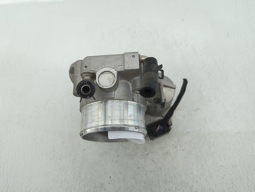 2011-2015 Kia Optima Throttle Body P/N:35100-2G700 Fits Fits 2011 2012 2013 2014 2015 2016 OEM Used Auto Parts