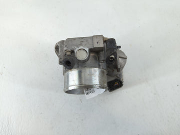 2011-2015 Kia Optima Throttle Body P/N:35100-2G700 Fits Fits 2011 2012 2013 2014 2015 2016 OEM Used Auto Parts
