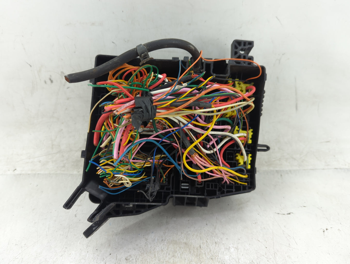 2014-2015 Kia Optima Fusebox Fuse Box Panel Relay Module Fits Fits 2014 2015 OEM Used Auto Parts - Oemusedautoparts1.com