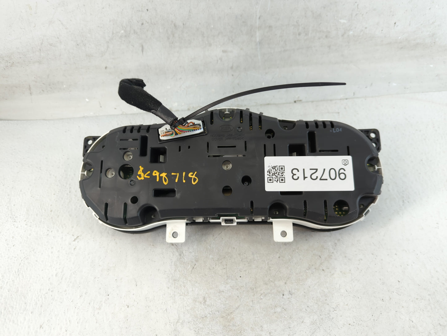 2014-2015 Kia Optima Instrument Cluster Speedometer Gauges P/N:94031-2T270 Fits Fits 2014 2015 OEM Used Auto Parts - Oemused