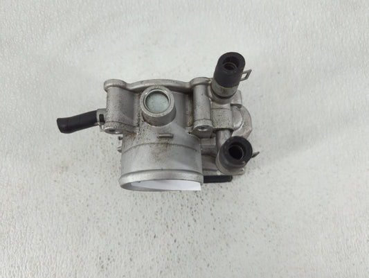 2012-2019 Kia Rio Throttle Body P/N:35100-2B300 Fits Fits 2012 2013 2014 2015 2016 2017 2018 2019 OEM Used Auto Parts