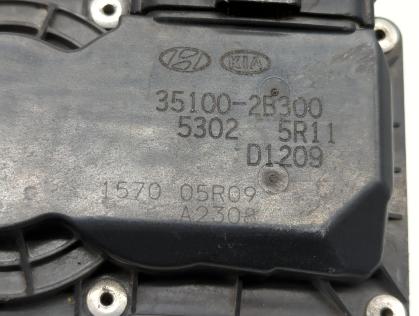 2012-2019 Kia Rio Throttle Body P/N:35100-2B310 5302-1S02, 35100-2B300 Fits Fits 2012 2013 2014 2015 2016 2017 2018 2019 OEM