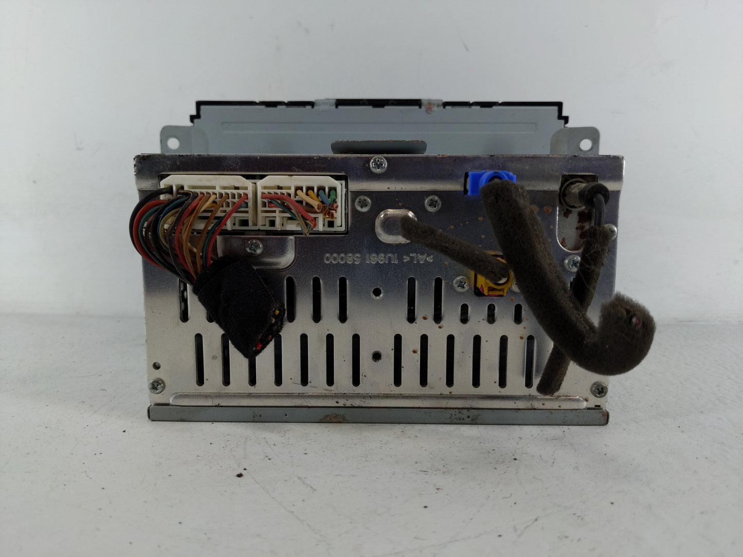 2015-2016 Kia Sedona Radio AM FM Cd Player Receiver Replacement P/N:96160-A9000WK Fits Fits 2015 2016 OEM Used Auto Parts -