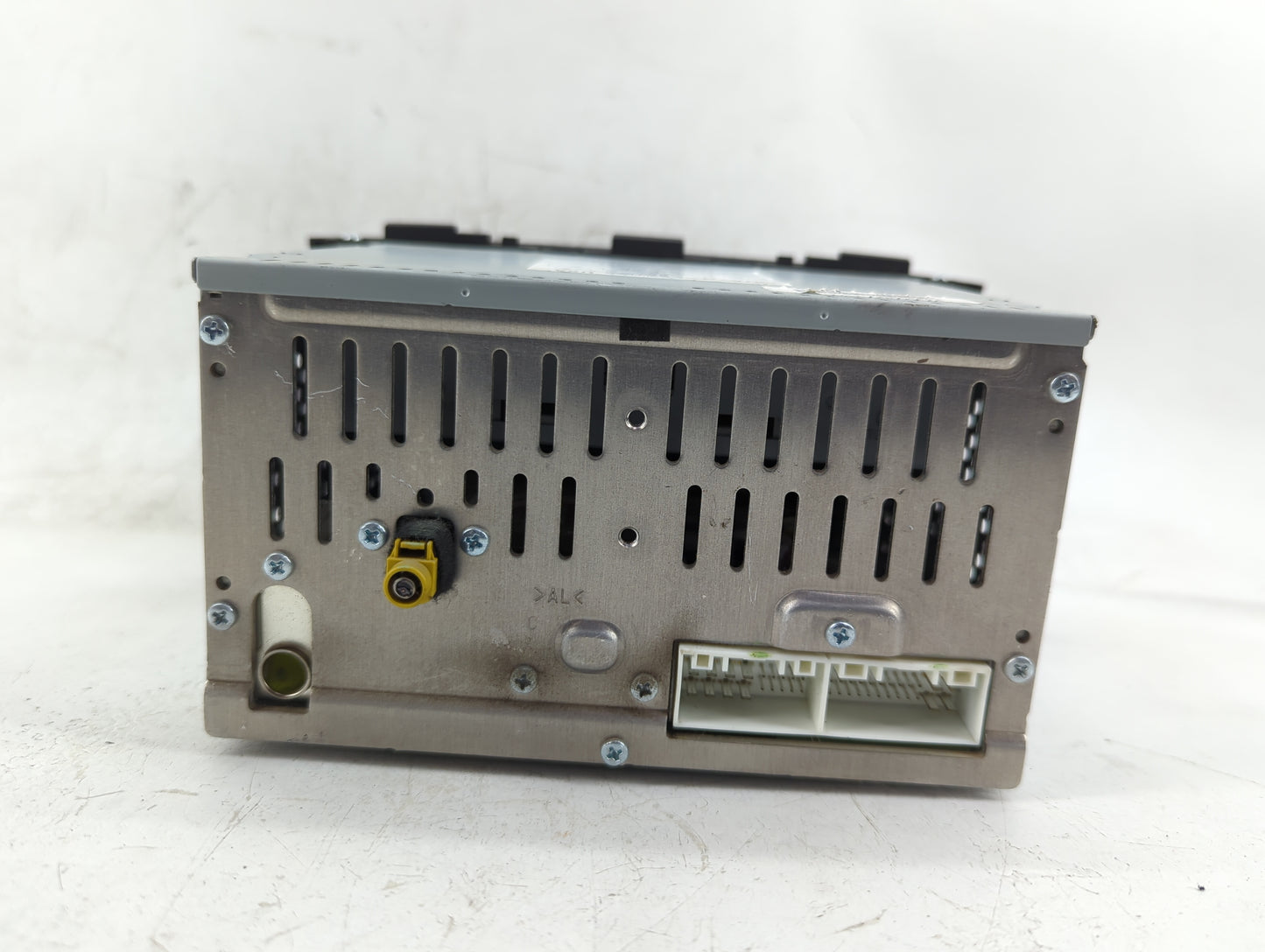 2014-2015 Kia Sorento Radio AM FM Cd Player Receiver Replacement P/N:96170-1UAA1VA Fits Fits 2014 2015 OEM Used Auto Parts -