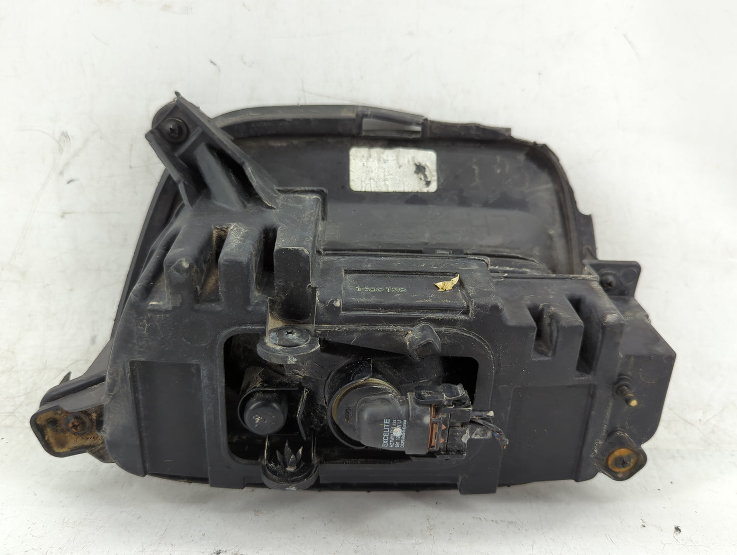 2014-2015 Kia Sorento Driver Left Oem Front Light Lamp - Oemusedautoparts1.com