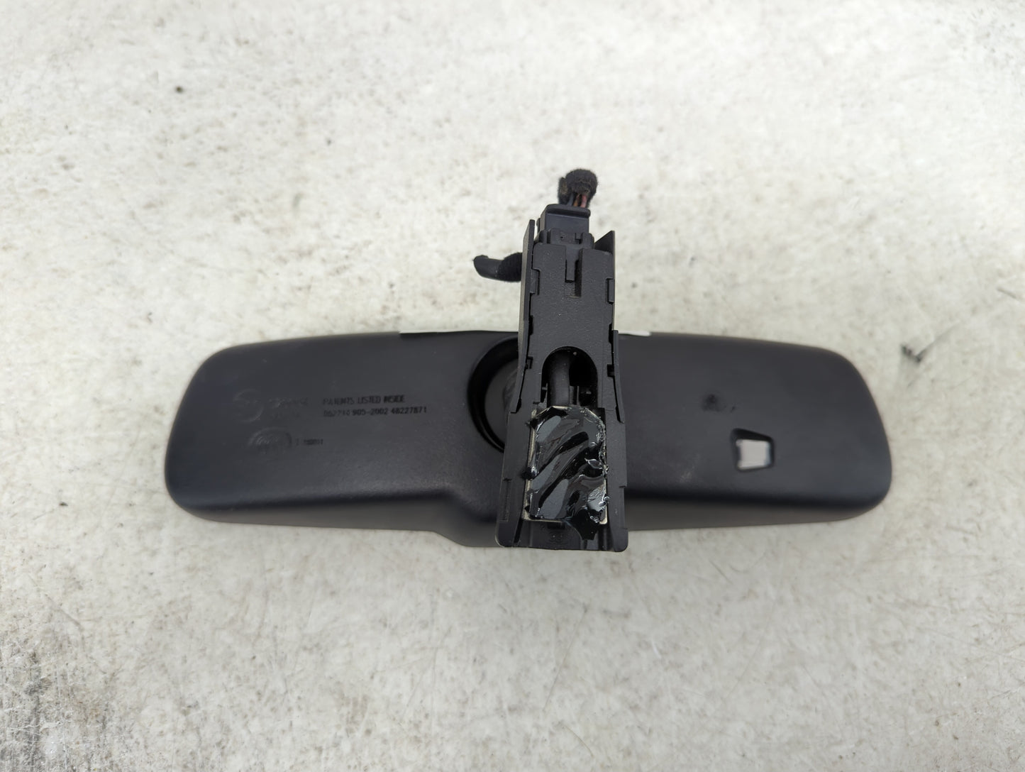 2011-2015 Kia Sorento Interior Rear View Mirror Replacement OEM P/N:905-2002 Fits Fits 2011 2012 2013 2014 2015 2016 OEM Use