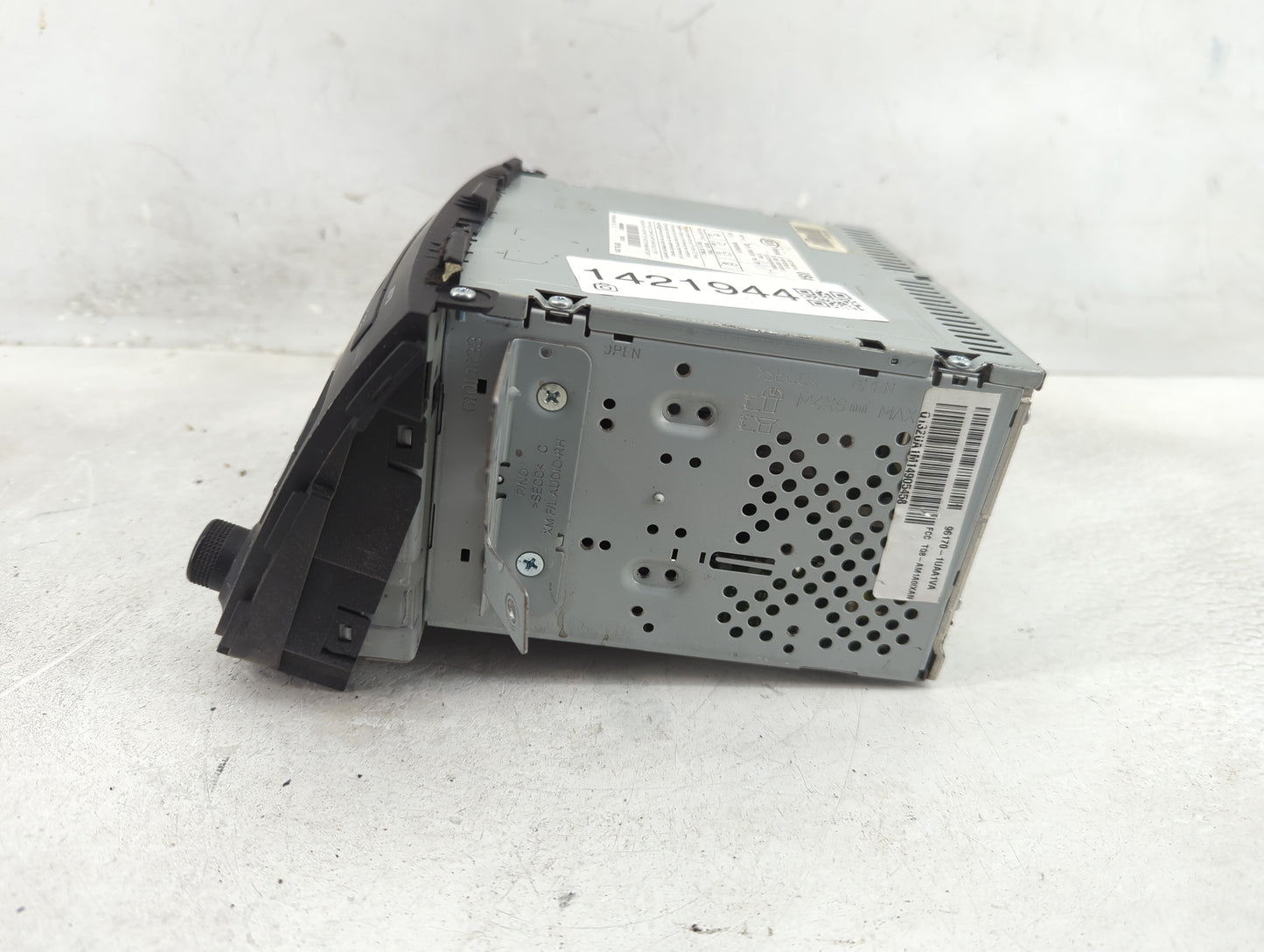2015 Kia Sorento Radio AM FM Cd Player Receiver Replacement P/N:96170-1UAA1VA AM1A0IXAN VA, 961701UAA1VA Fits OEM Used Auto