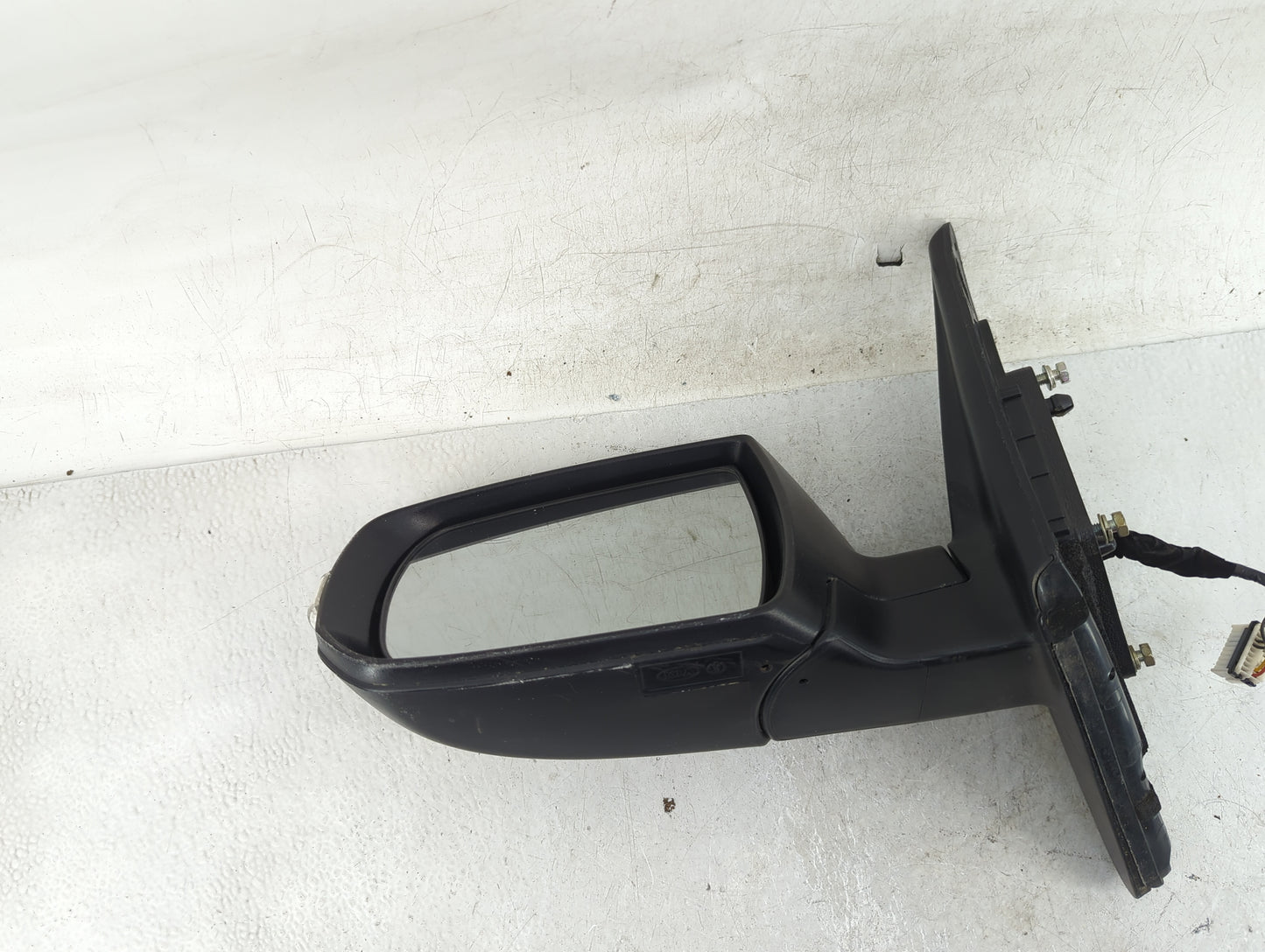 2011-2015 Kia Sorento Driver Side View Mirror - Left Door Mirror OEM Used - Oemusedautoparts1.com