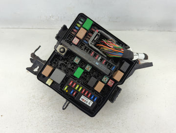 2014-2015 Kia Sorento Fusebox Fuse Box Panel Relay Module P/N:91941-2P520 Fits Fits 2014 2015 OEM Used Auto Parts