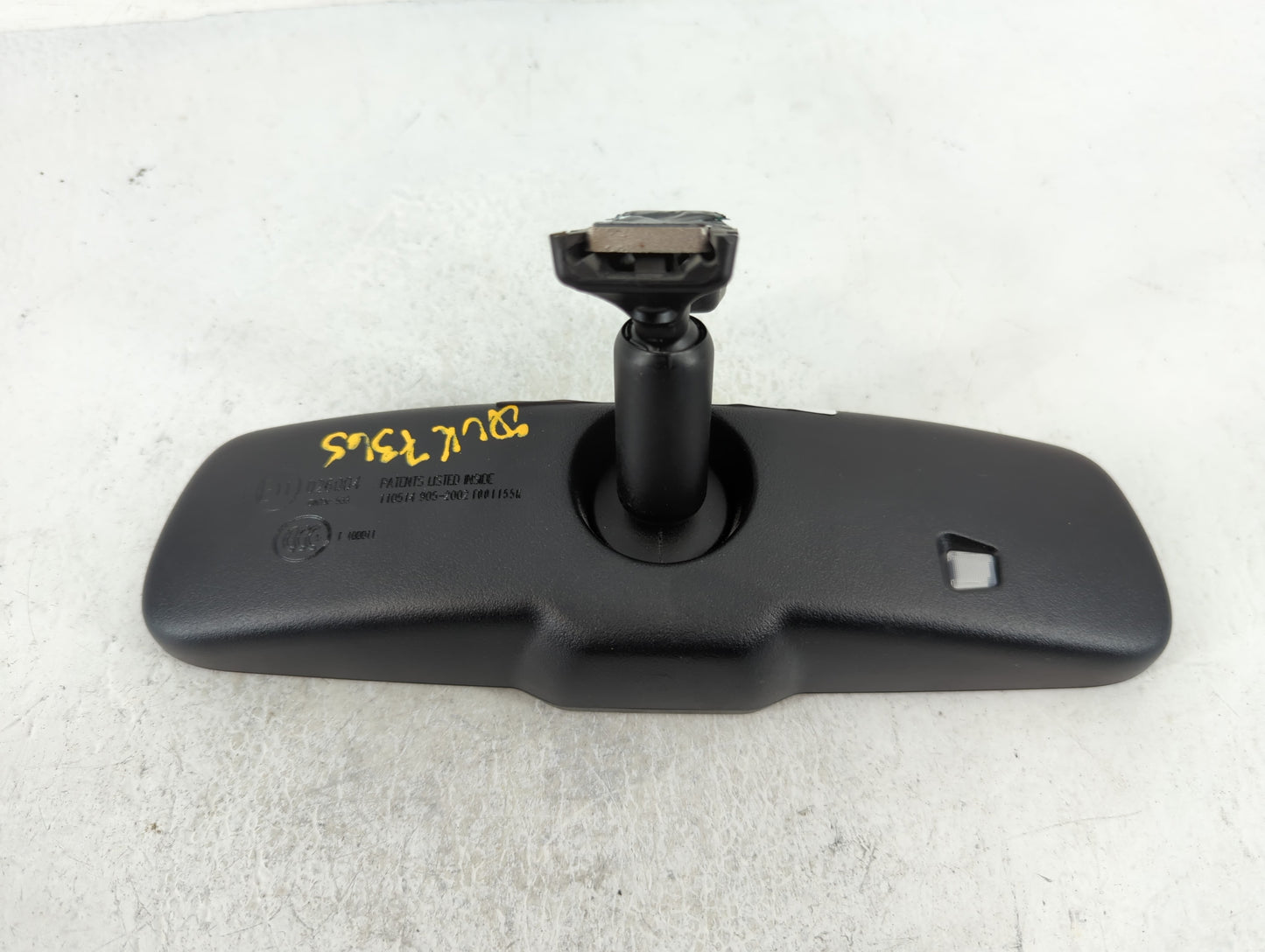 2011-2020 Kia Sorento Interior Rear View Mirror Replacement OEM P/N:E11026004 Fits OEM Used Auto Parts - Oemusedautoparts1.c