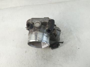 2012-2015 Kia Sorento Throttle Body P/N:35100-2G700 Fits Fits 2011 2012 2013 2014 2015 2016 OEM Used Auto Parts